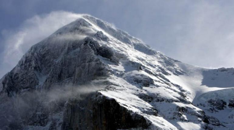 Los glaciares en Suiza perdieron un 4 % de hielo en 2023 y un 10 % en los dos últimos años