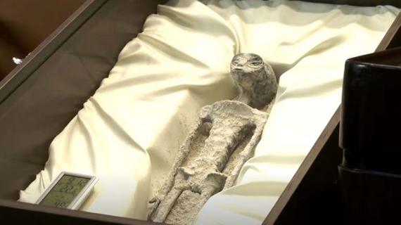 México: presentan dos cuerpos “no humanos” de 1.000 años de antigüedad