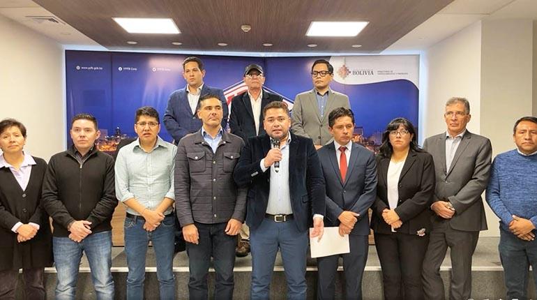 Acuerdan precio referencial para la importación privada de combustible