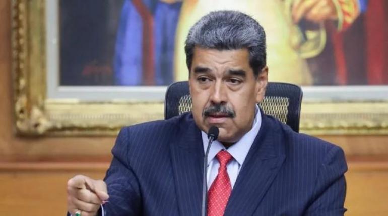 Venezuela cierra la frontera con Colombia durante 3 días y denuncia una “conspiración internacional”