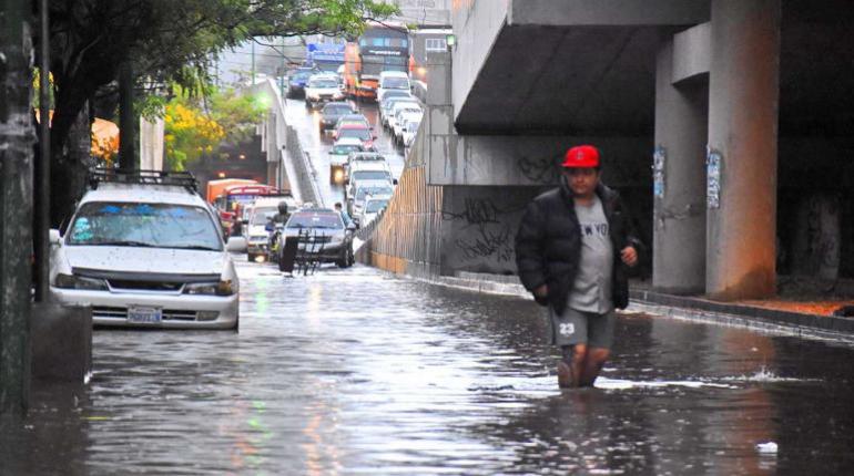 Atribuyen inundaciones a dos problemas en la ciudad y Senamhi activa alerta roja