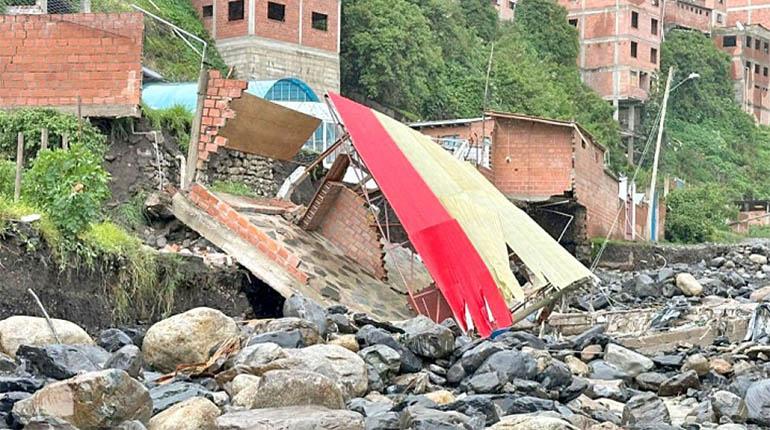 Riadas en Quime dejan 500 familias afectadas y 40 viviendas destruidas