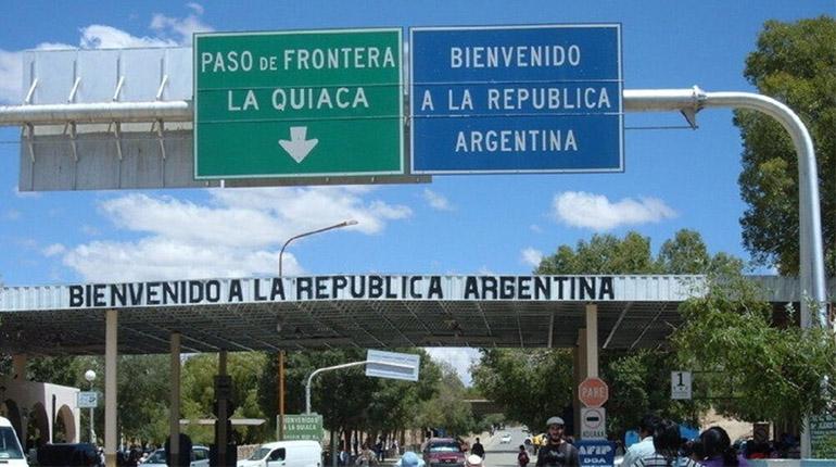 Argentina exigirá el cobro de servicios sanitarios a extranjeros