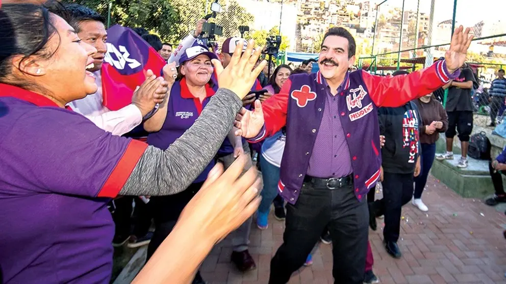 Aseguran ingreso al Trópico: ‘Manfred tiene los pantalones bien puestos
