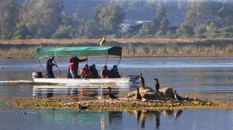 Legisladores fiscalizan la recuperación de la laguna Alalay