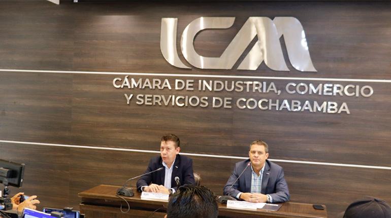 Empresarios valoran las medidas de ajuste económico