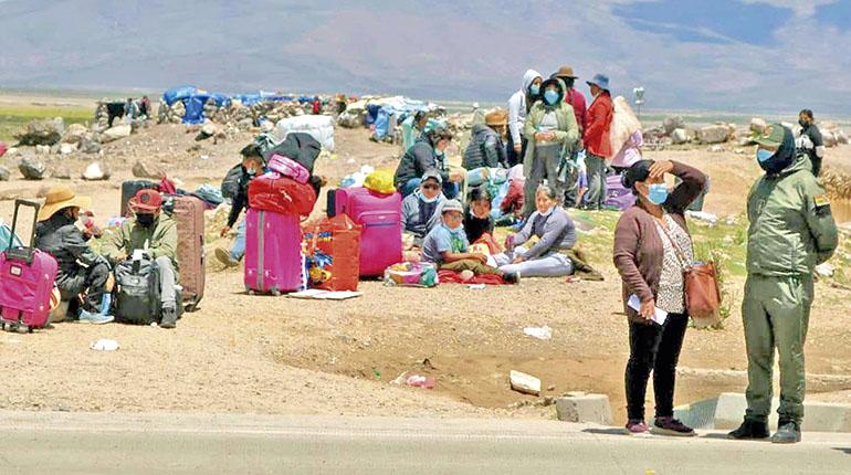 Migración: Al menos 60 mil bolivianos viven en situación de pobreza en Chile