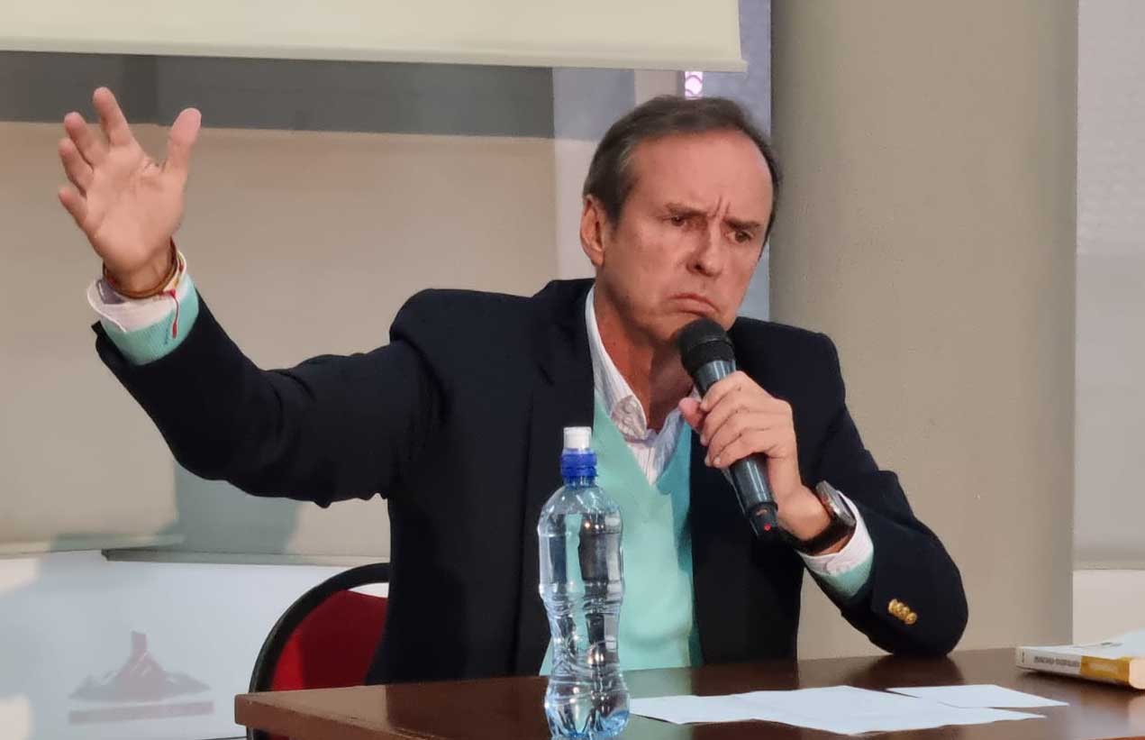 Tuto Quiroga respalda a marcos cabrera en Quillacollo